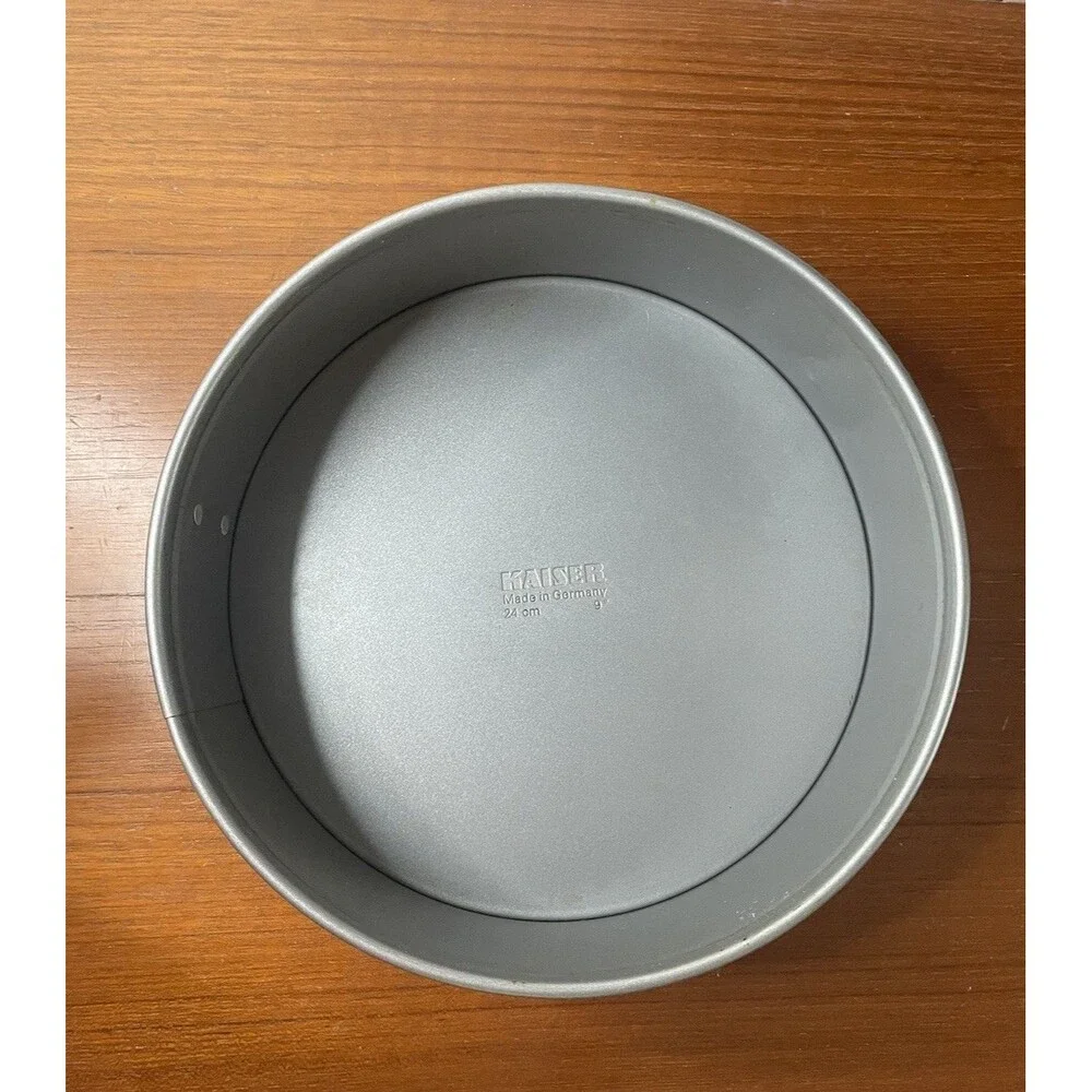 Káiser Spring Form Cake Pan Germany 9”, 24 cm Quality!